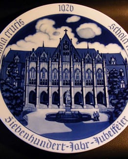 Meissen Wandteller Kreuz Schule 1926