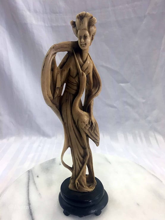 Figur Frau mit Kranich, Ahorn1, Entrümpelung Mainz